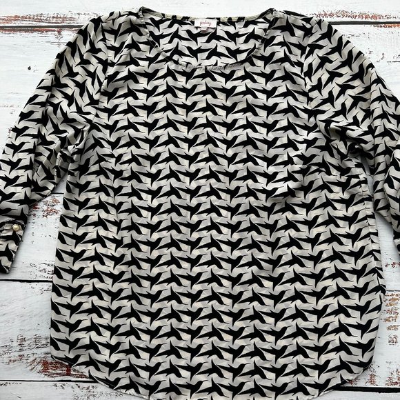 Pixley Bixby Bird Print Tab Sleeve Blouse - Picture 1 of 2